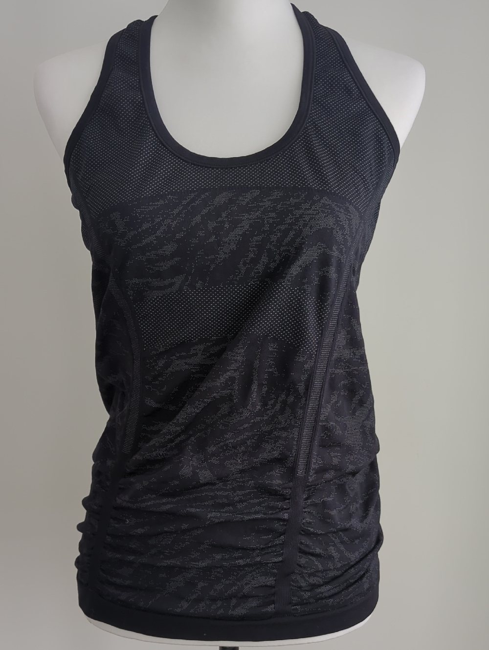Athleta Fast Track Zebra Seamless Racerback Tank Top Lightweight MED